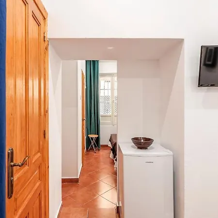 Casa De La Luz -elegante Casco Antiguo 5-hab-11px * Севилья