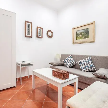 Апартаменты Casa De La Luz -elegante Casco Antiguo 5-hab-11px