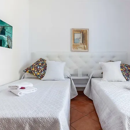 Casa De La Luz -elegante Casco Antiguo 5-hab-11px * Севилья