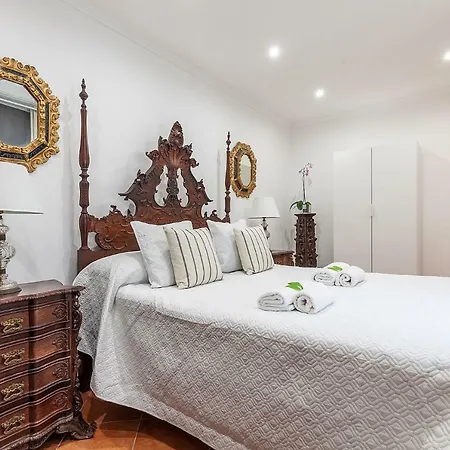 Апартаменты Casa De La Luz -elegante Casco Antiguo 5-hab-11px *